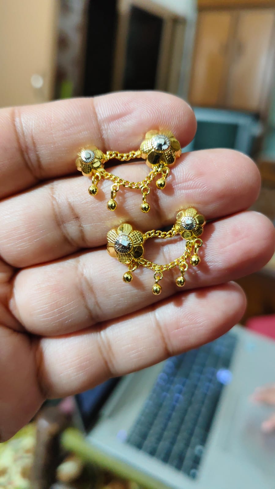 Gold-Plated 2-Step Tops from Beejays Jewellery